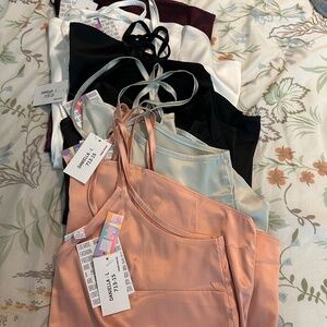 BNWT large Daniella lot